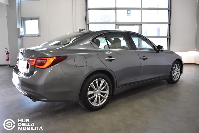 INFINITI 2.2 diesel AT Premium