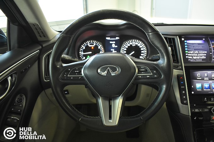 INFINITI 2.2 diesel AT Premium