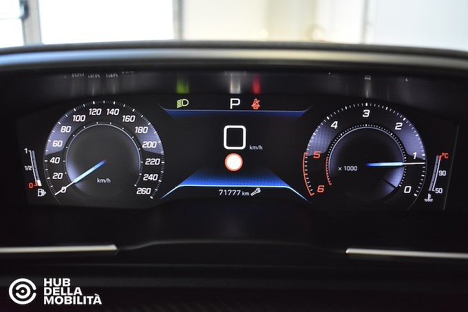 PEUGEOT 508 BlueHDi 130 Stop&Start EAT8 SW Business