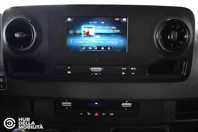 MERCEDES-BENZ Sprinter F43/35 416 CDI RWD TA-RG Furgone