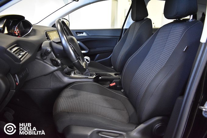 PEUGEOT 308 BlueHDi 130 S&S SW Business