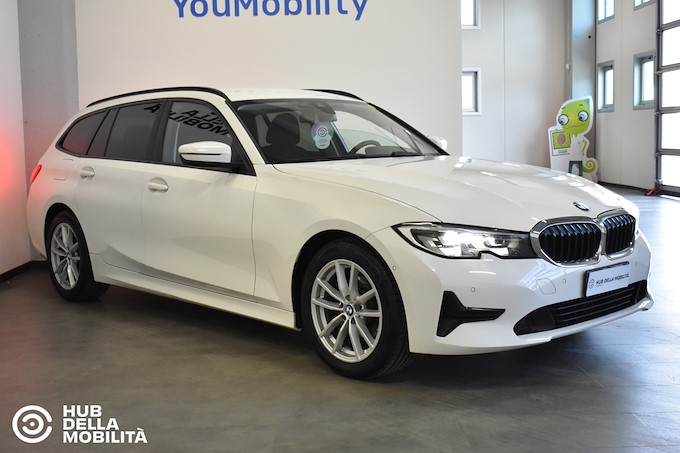 BMW 318d 48V Touring Business Advantage