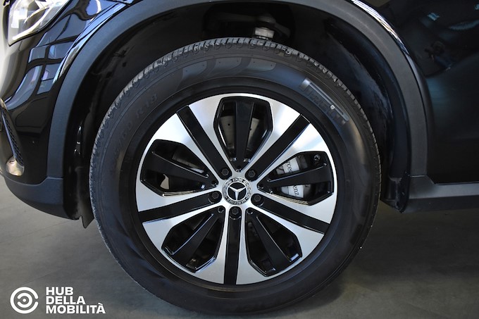 MERCEDES-BENZ GLC 300 e 4Matic Plug-in hybrid Coupé Business