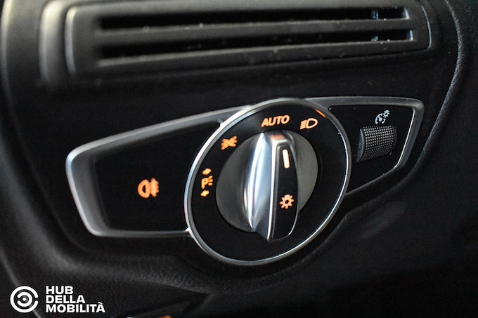 MERCEDES-BENZ GLC 300 e 4Matic Plug-in hybrid Coupé Business