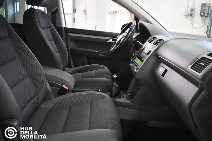 VOLKSWAGEN Touran Business 1.4 Comfortline EcoFuel