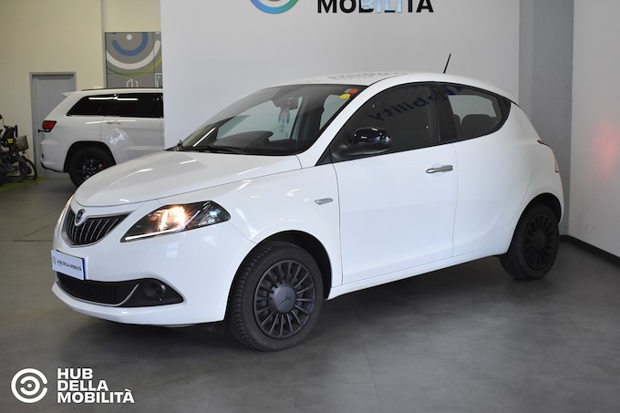 LANCIA Ypsilon 1.2 69 CV 5 porte GPL Silver