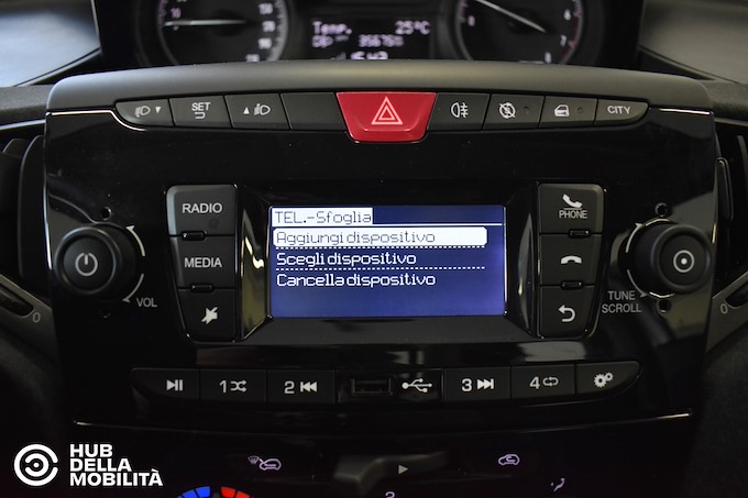 LANCIA Ypsilon 1.2 69 CV 5 porte GPL Silver