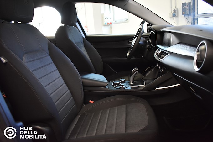 ALFA ROMEO Stelvio 2.2 Turbodiesel 160 CV AT8 RWD Business