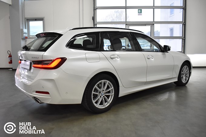 BMW 320d 48V xDrive Touring