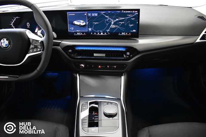 BMW 320d 48V xDrive Touring