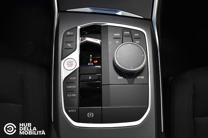 BMW 320d 48V xDrive Touring