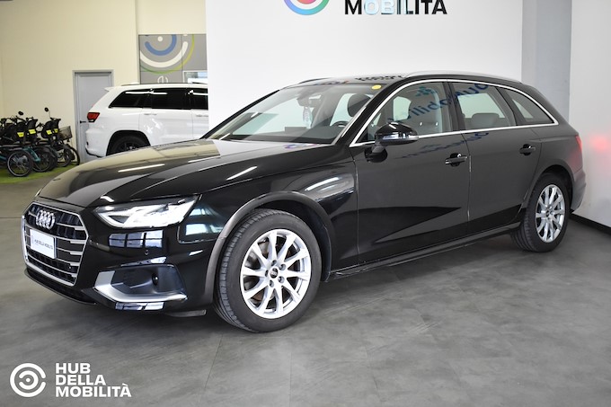 AUDI A4 Avant 30 TDI/136 CV S tronic Business Advanced