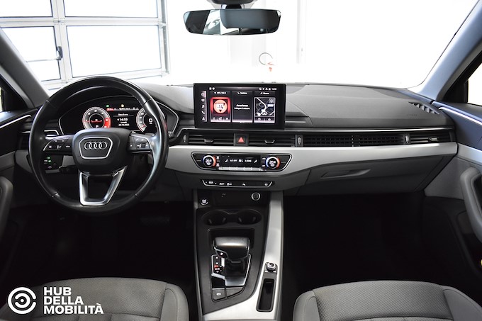 AUDI A4 Avant 30 TDI/136 CV S tronic Business Advanced