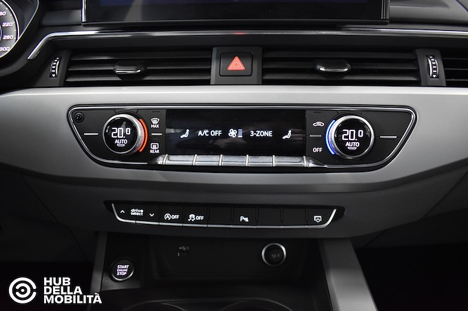 AUDI A4 Avant 30 TDI/136 CV S tronic Business Advanced