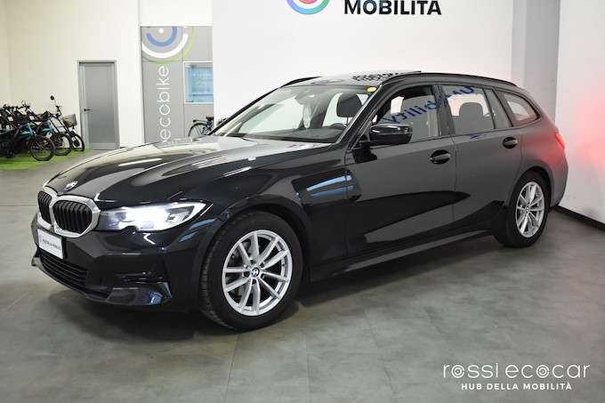 BMW 320d 48V Touring Business Advantage