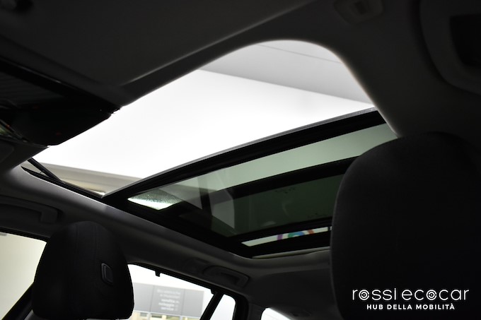 BMW 320d 48V Touring Business Advantage