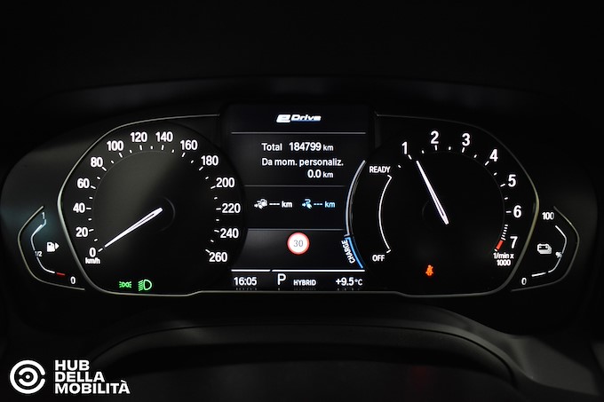 BMW 330e xDrive Touring Business Advantage