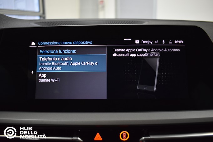 BMW 330e xDrive Touring Business Advantage