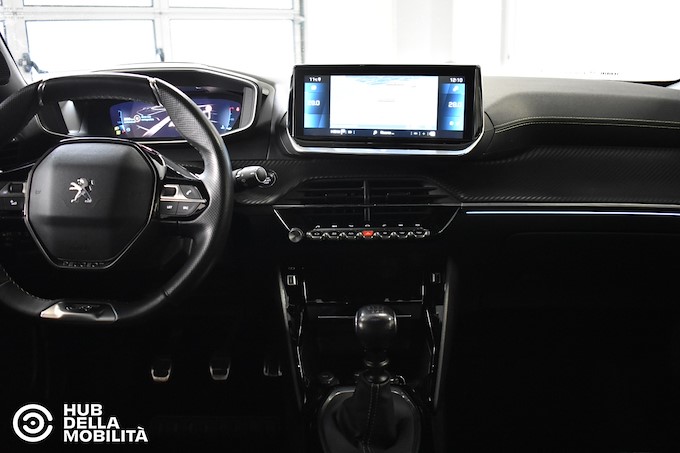 PEUGEOT 2008 BlueHDi 110 S&S GT