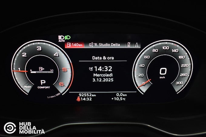 AUDI A4 Avant 40 TDI quattro S tronic Business Advanced