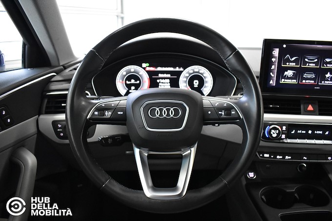 AUDI A4 Avant 40 TDI quattro S tronic Business Advanced