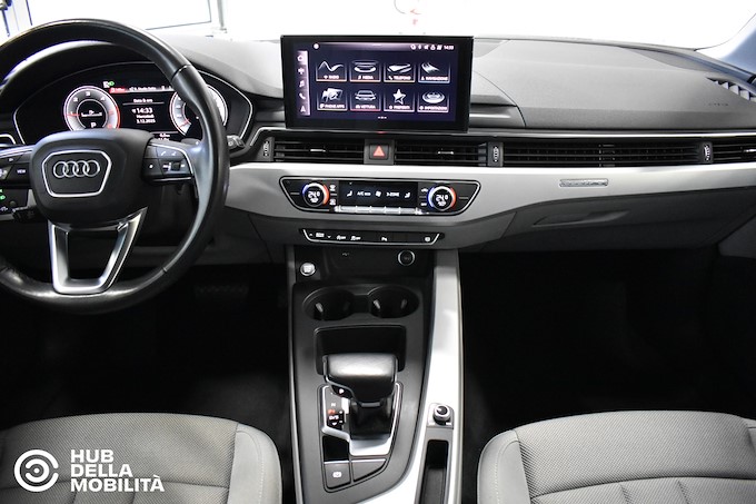 AUDI A4 Avant 40 TDI quattro S tronic Business Advanced