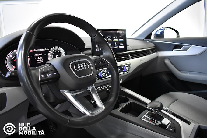 AUDI A4 Avant 40 TDI quattro S tronic Business Advanced