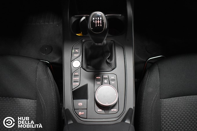 BMW 118d 5p. Business Advantage