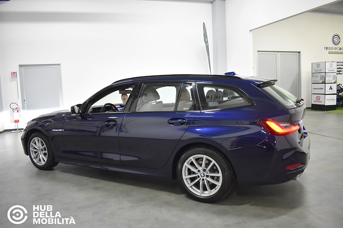 BMW 318d 48V Touring