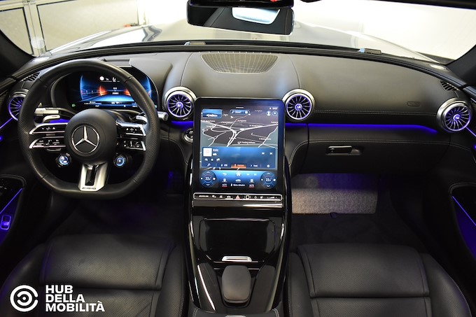 MERCEDES-BENZ SL 43 AMG Premium