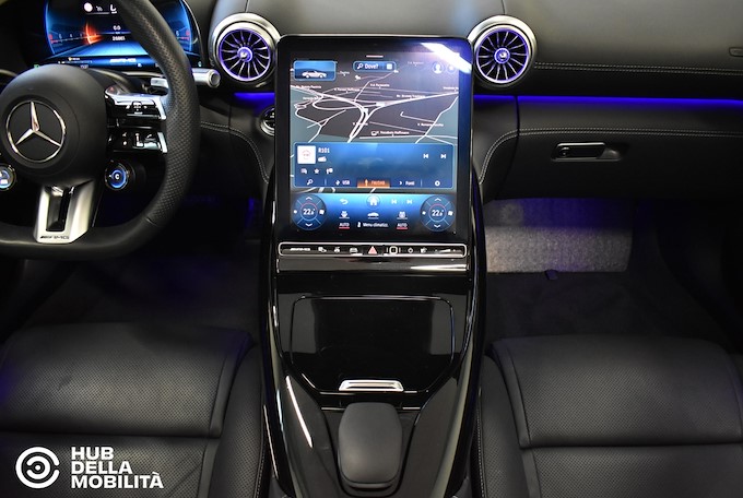 MERCEDES-BENZ SL 43 AMG Premium