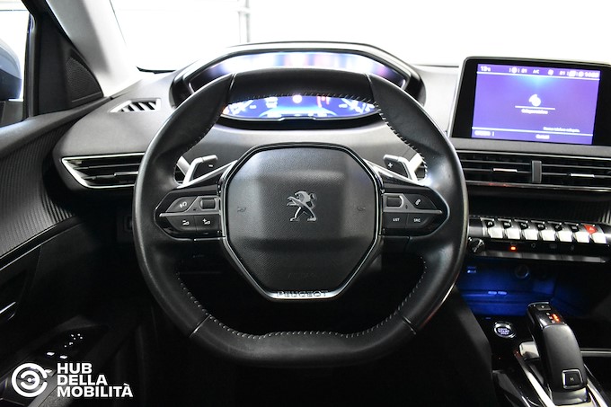 PEUGEOT 5008 BlueHDi 130 S&S EAT8 Business