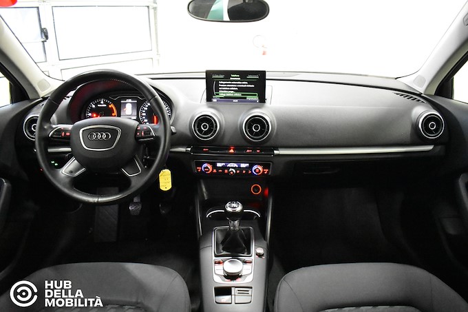 AUDI A3 SPB 1.6 TDI 105 CV CR Ambiente