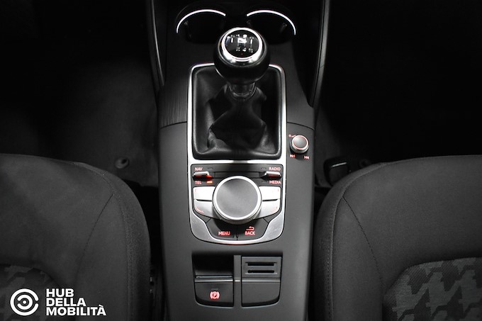 AUDI A3 SPB 1.6 TDI 105 CV CR Ambiente