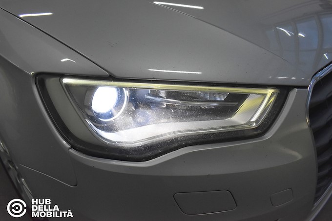 AUDI A3 SPB 1.6 TDI 105 CV CR Ambiente