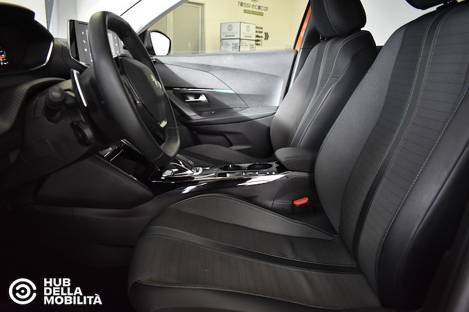 PEUGEOT 2008 BlueHDi 130 S&S EAT8 Allure