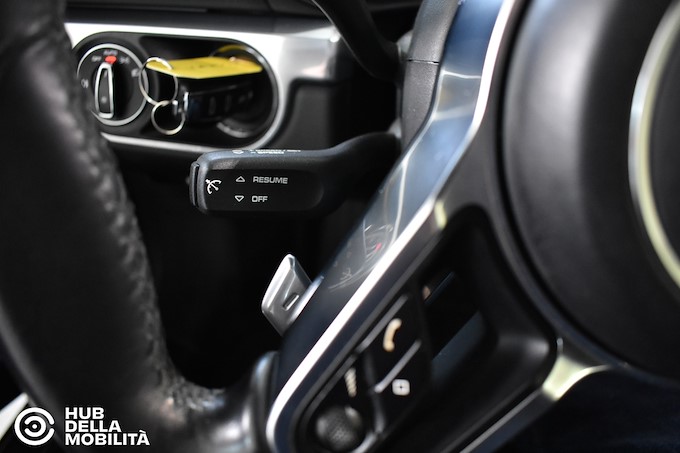 PORSCHE 718 Cayman 2.0