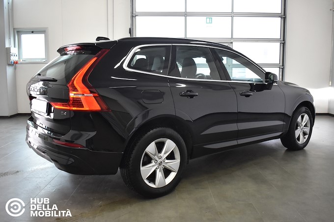 VOLVO XC60 B4 (d) automatico Core