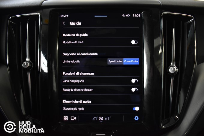 VOLVO XC60 B4 (d) automatico Core