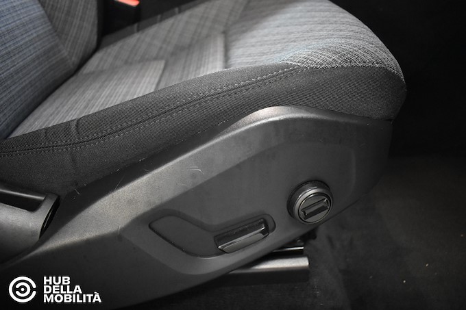 VOLVO XC60 B4 (d) automatico Core