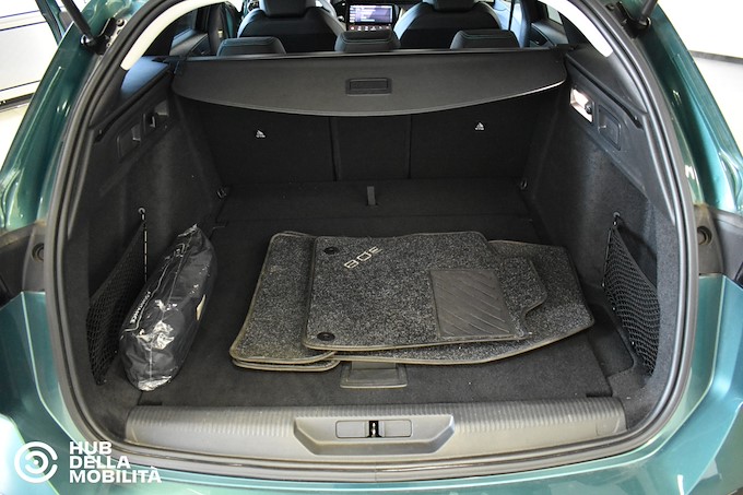 PEUGEOT 308 BlueHDi 130 S&S EAT8 SW Allure