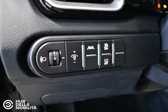 KIA Xceed 1.6 CRDi 136 CV MHEV DCT Business