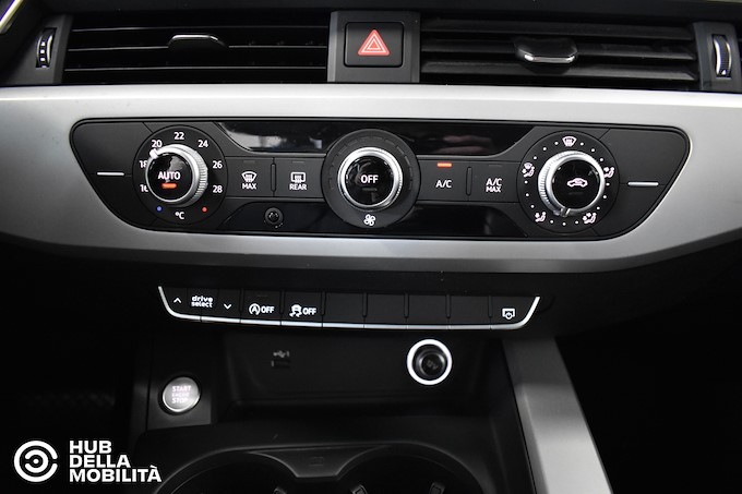 AUDI A4 Avant 40 g-tron S tronic