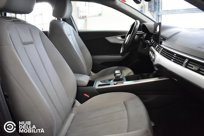 AUDI A4 Avant 40 g-tron S tronic