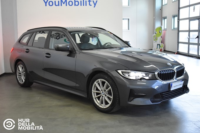 BMW 318d 48V Touring Business Advantage