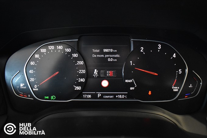 BMW 318d 48V Touring Business Advantage