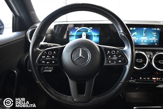 MERCEDES-BENZ A 160 d Business