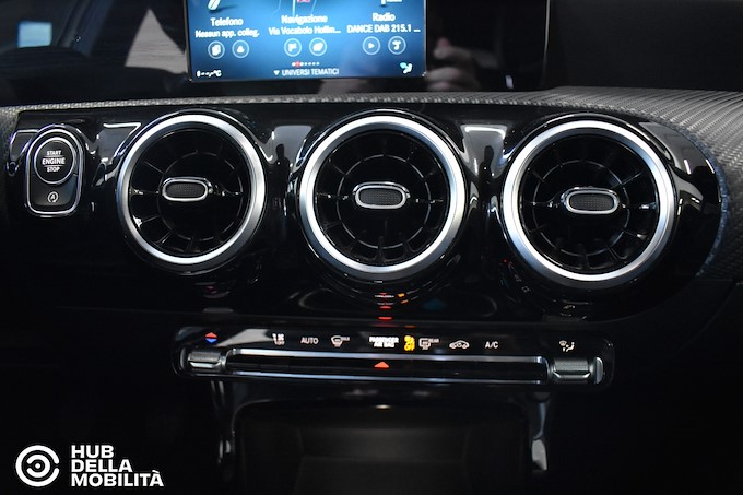 MERCEDES-BENZ A 160 d Business