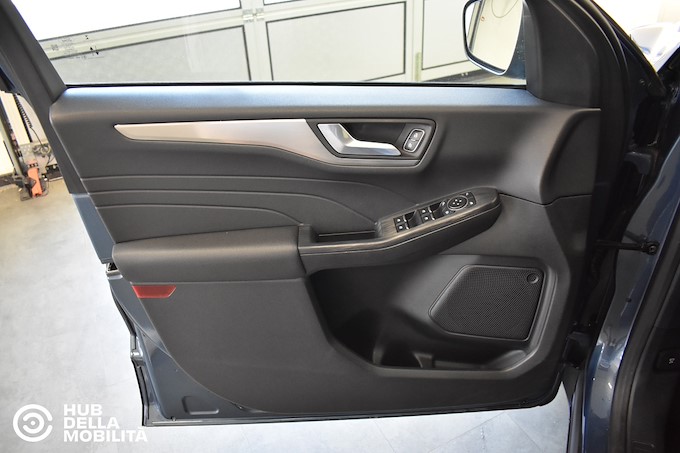 FORD Kuga 2.0 EcoBlue Hybrid 150 CV 2WD Titanium Business