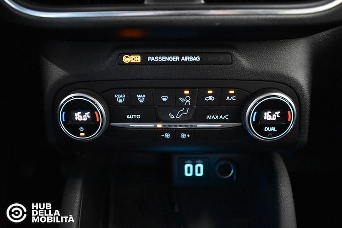 FORD Kuga 2.0 EcoBlue Hybrid 150 CV 2WD Titanium Business